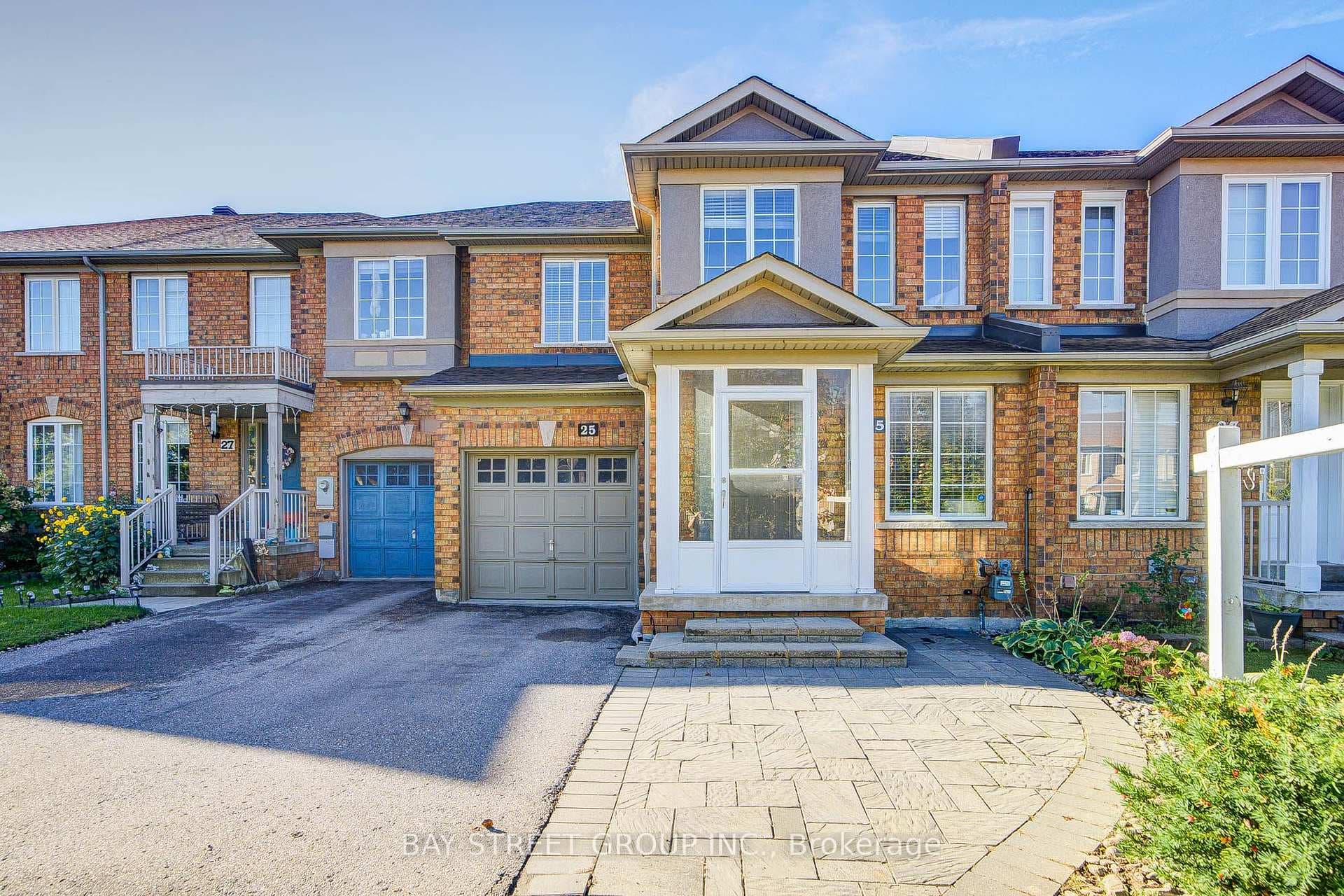 25 Waterton Crescent