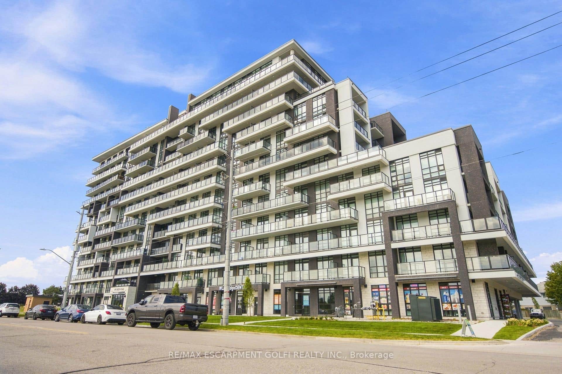 461 GREEN Road Unit 921