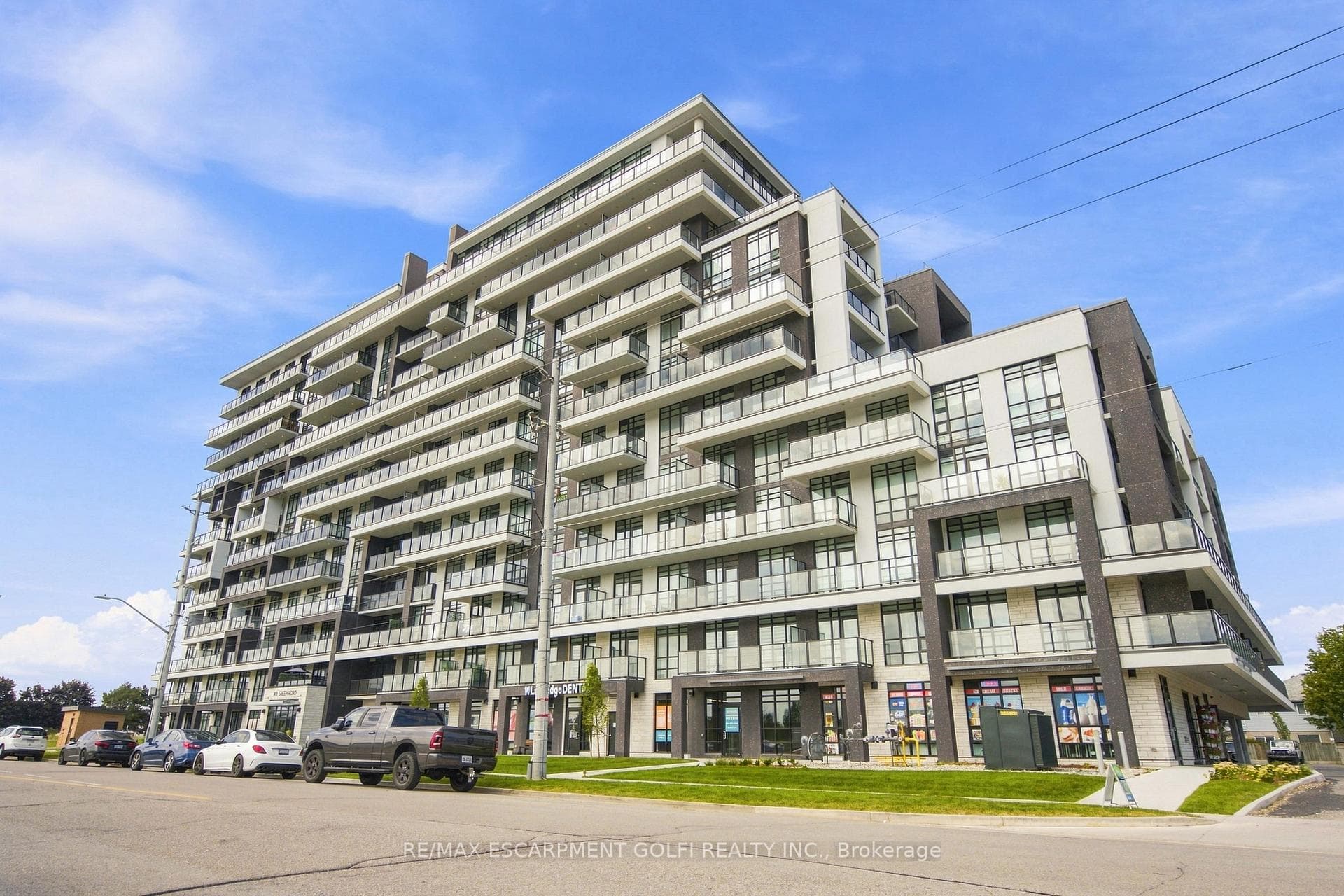 461 GREEN Road Unit 921