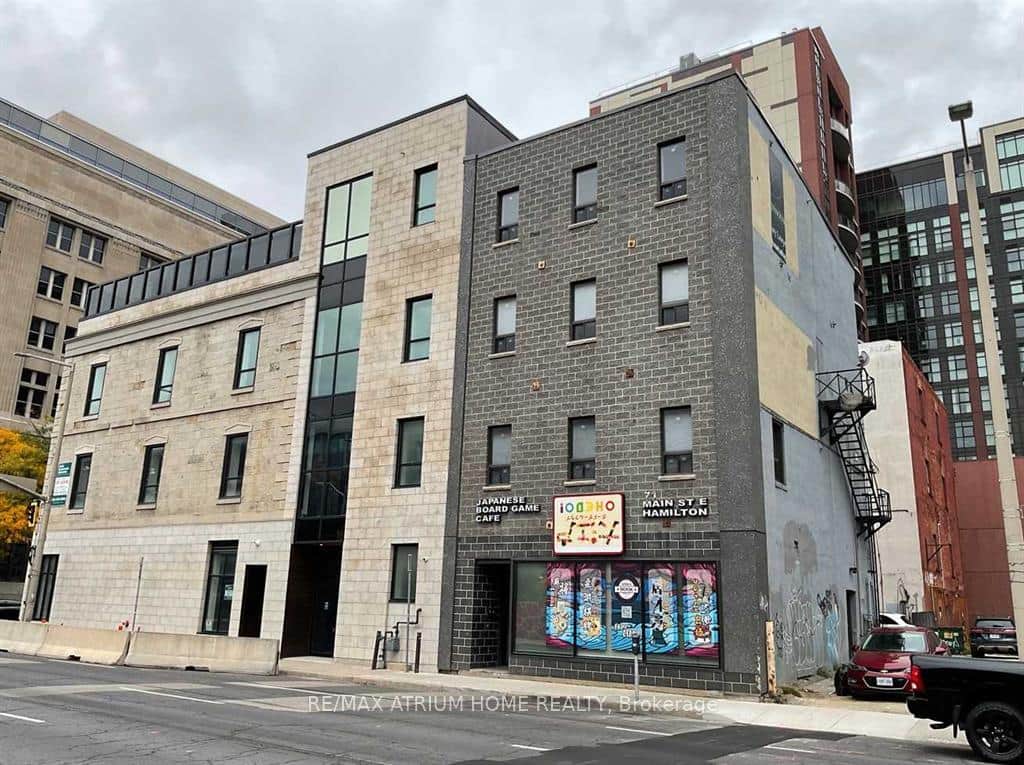 71 Main Street