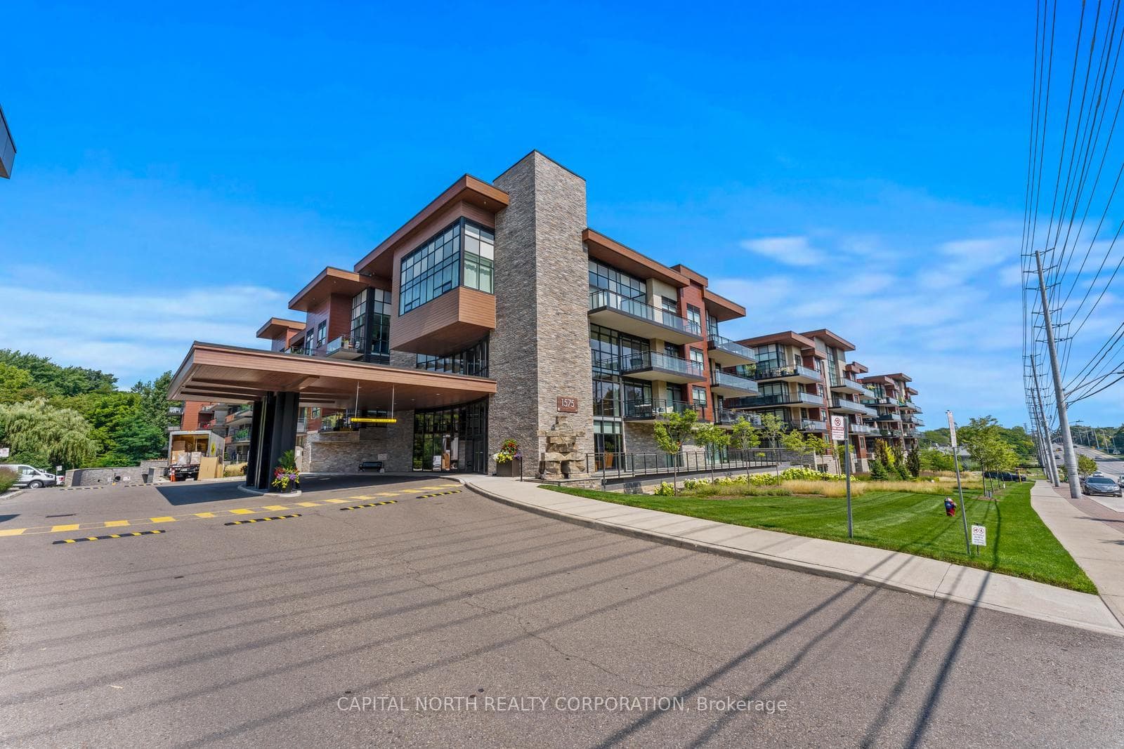 1575 Lakeshore Road Unit 270