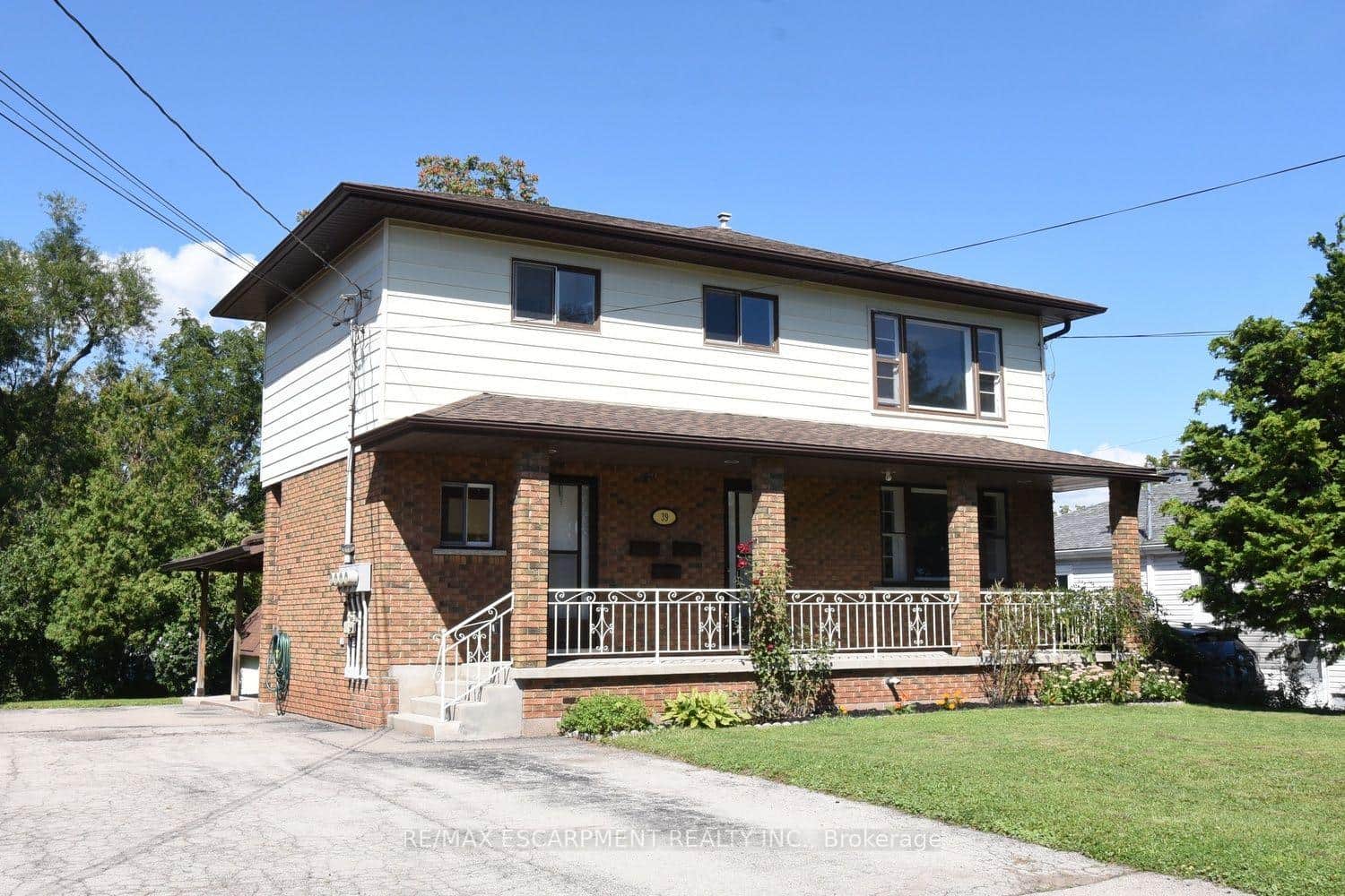 39 Chester Road