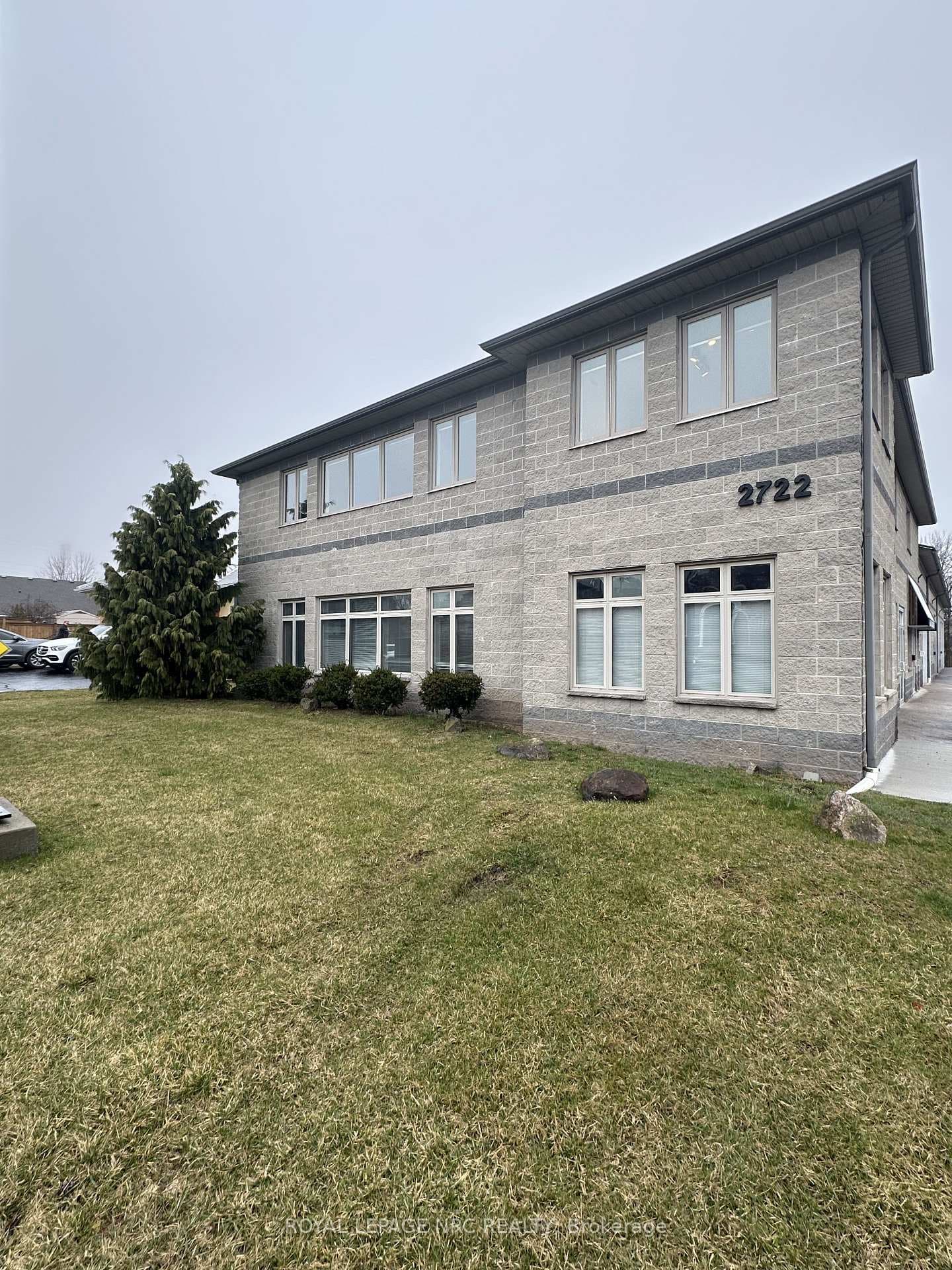 2722 Saint Paul Avenue Unit 1
