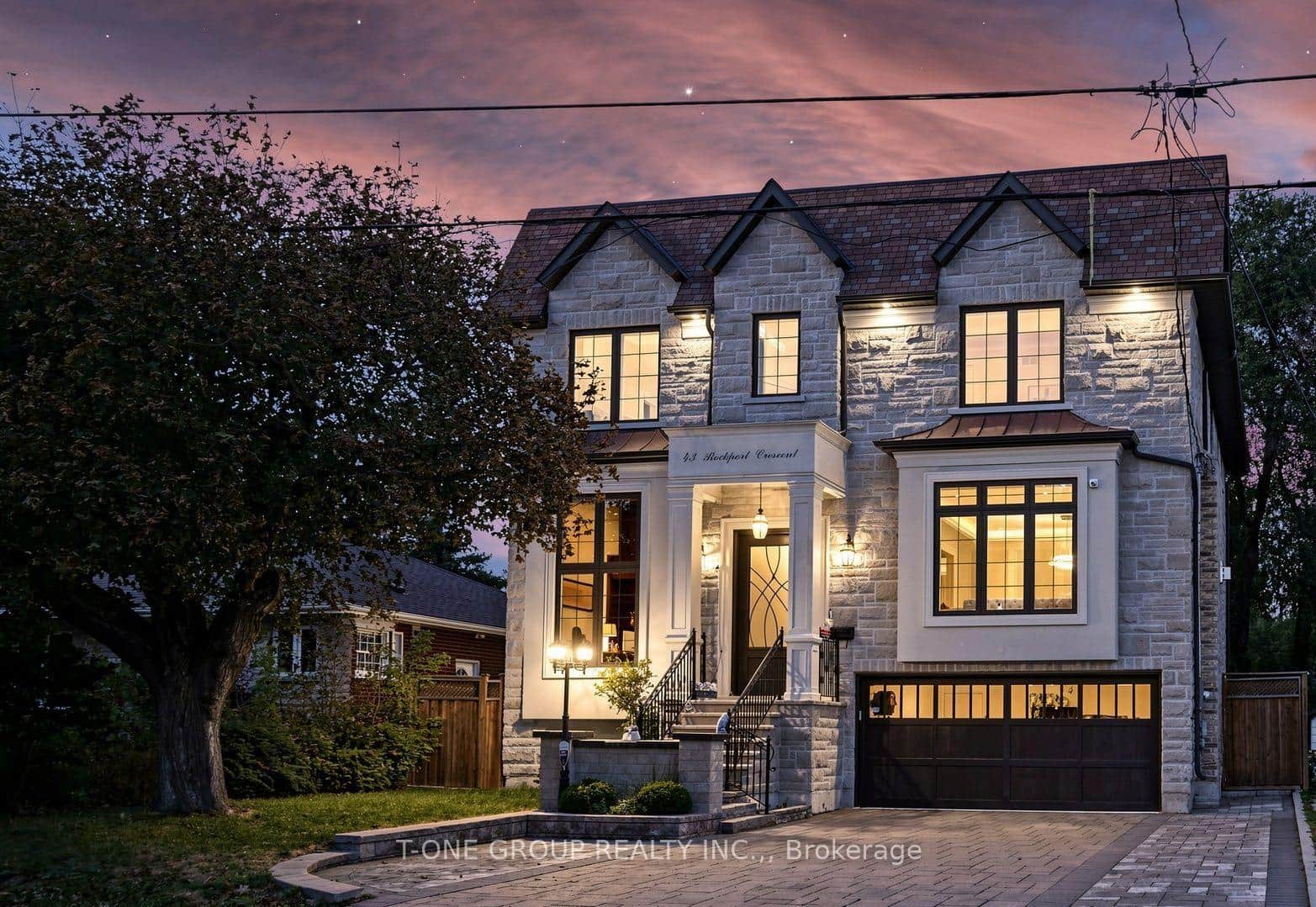 43 Rockport Crescent