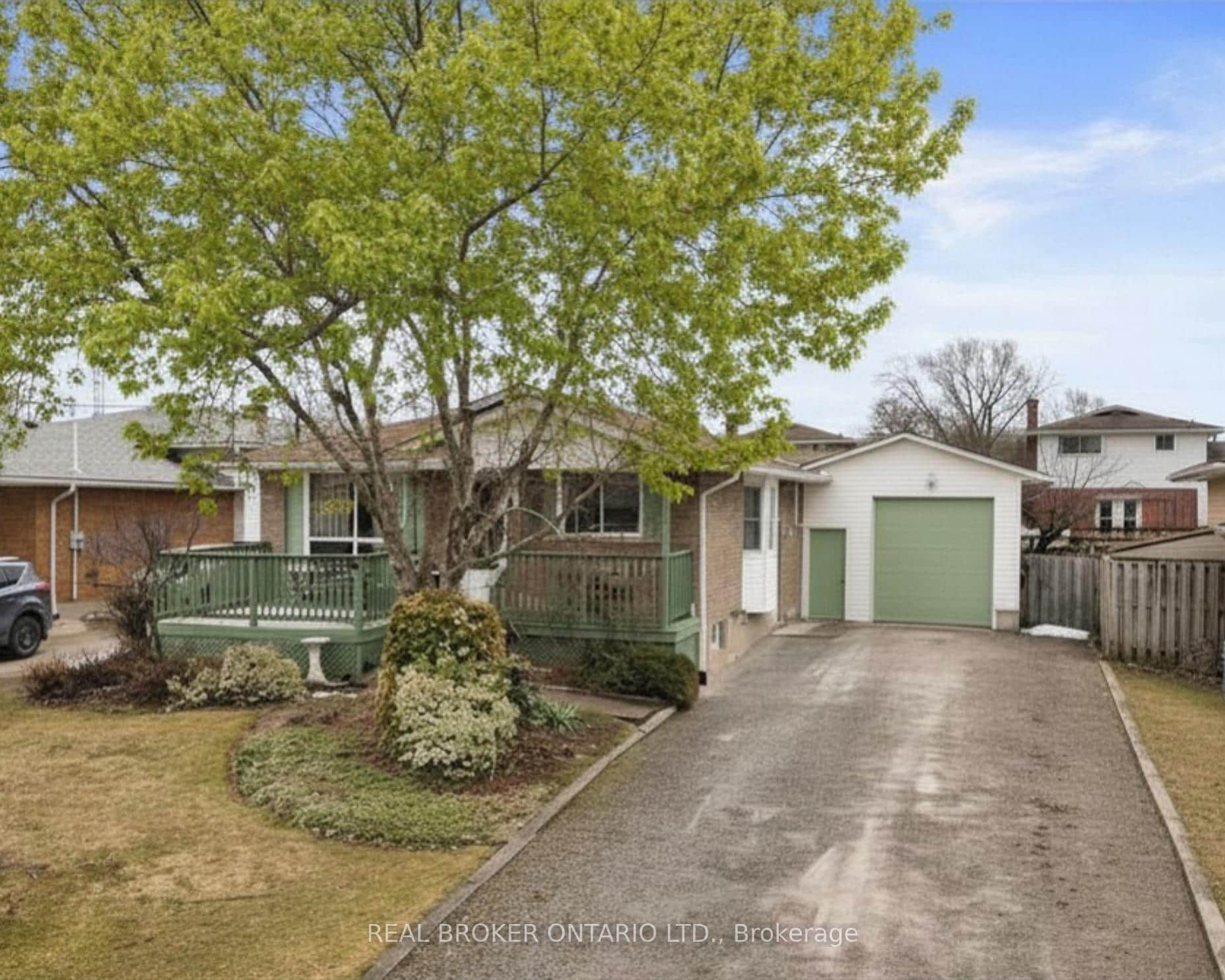 20 Brackencrest Road