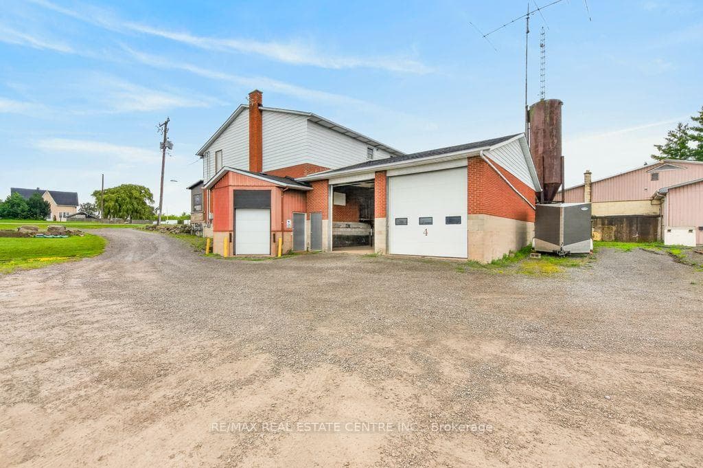 8268 Highway No 20 Highway Unit Bay 3 & 4