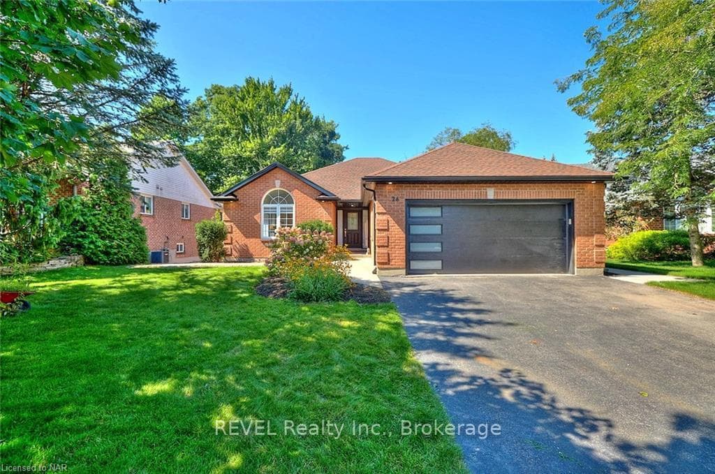 26 Oakridge Boulevard