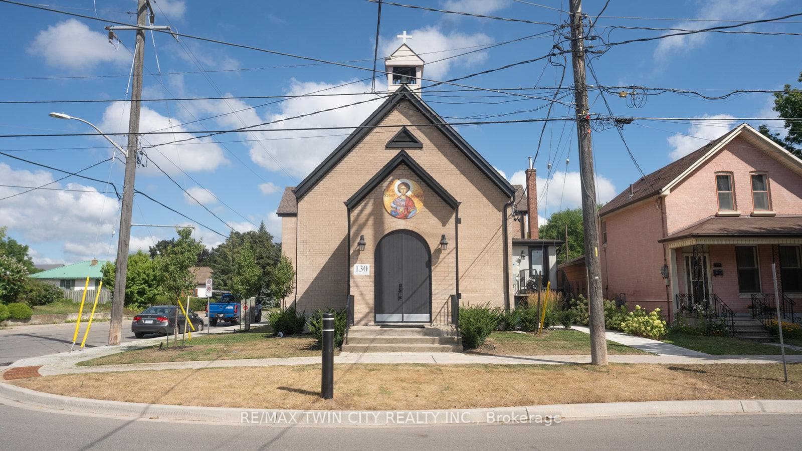130 Elgin Street Unit 2