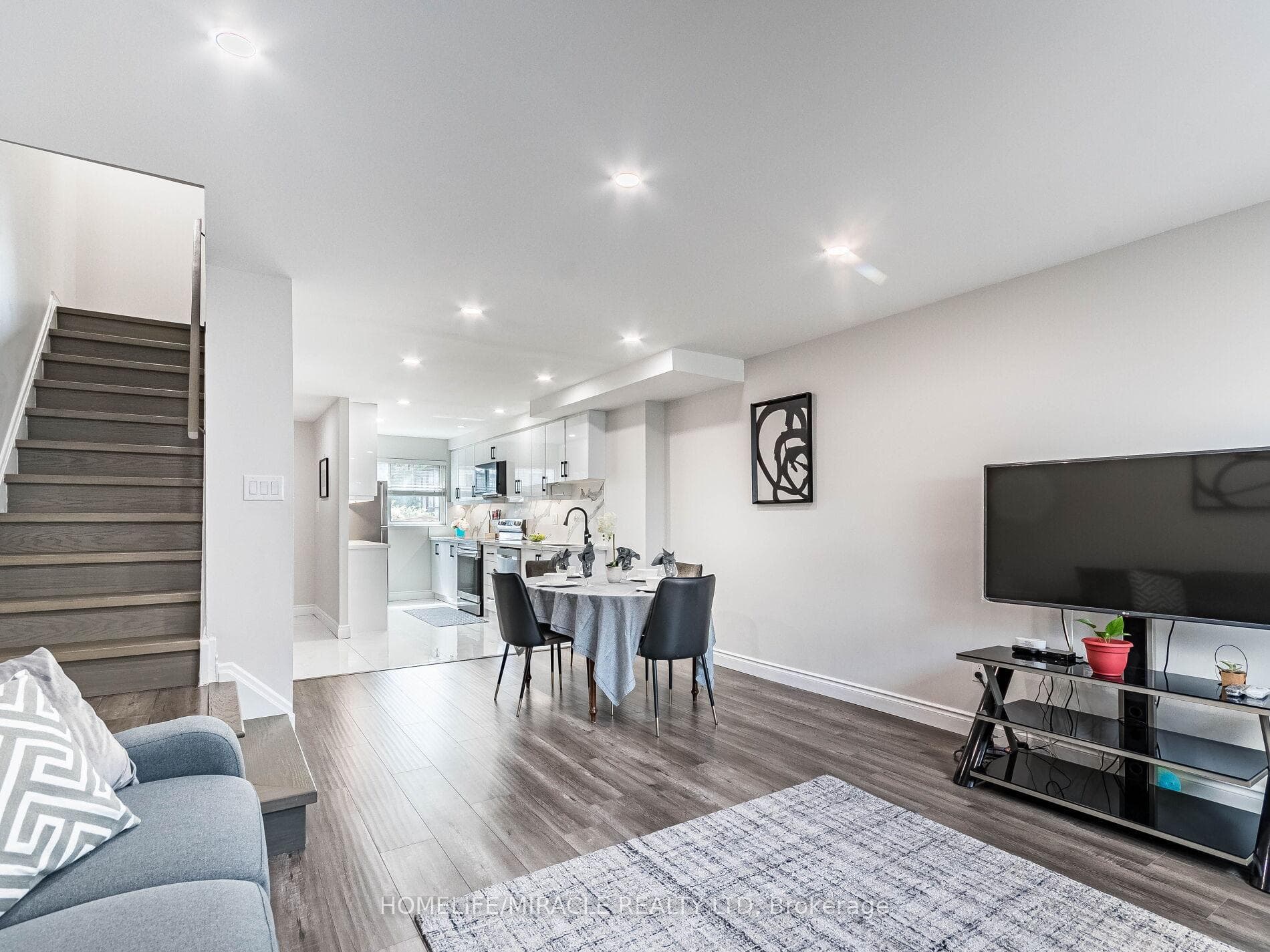 180 Mississauga Valley Boulevard Unit 124