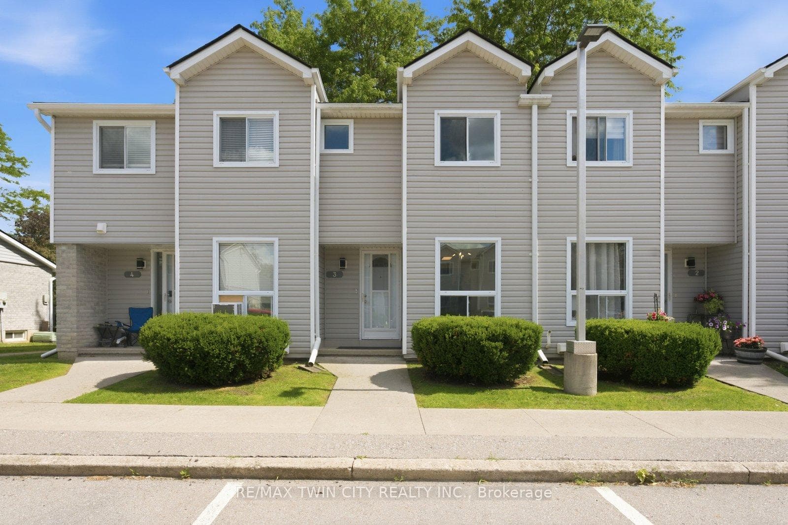 476 Grey Street Unit 3