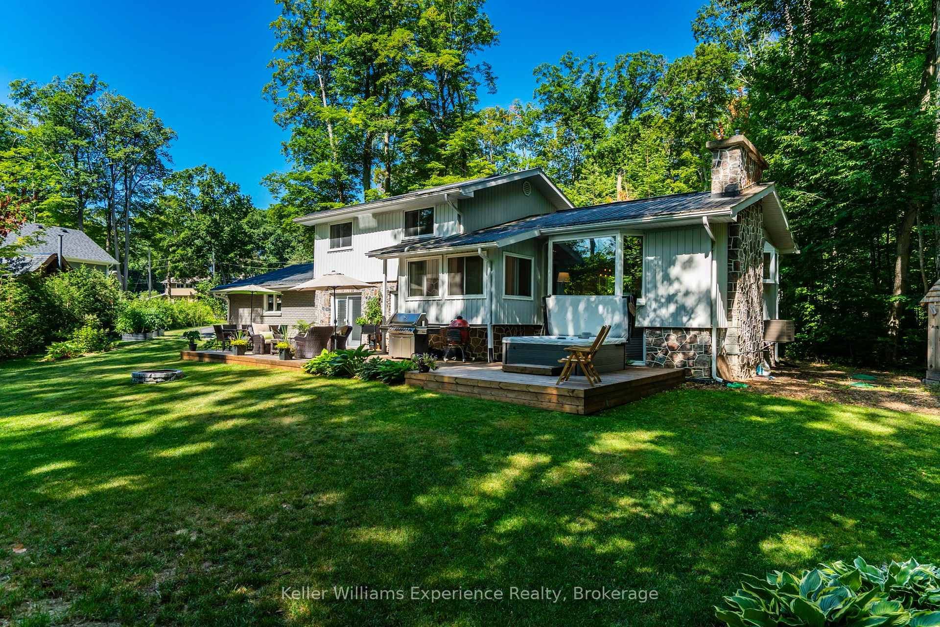469 Parkview Court