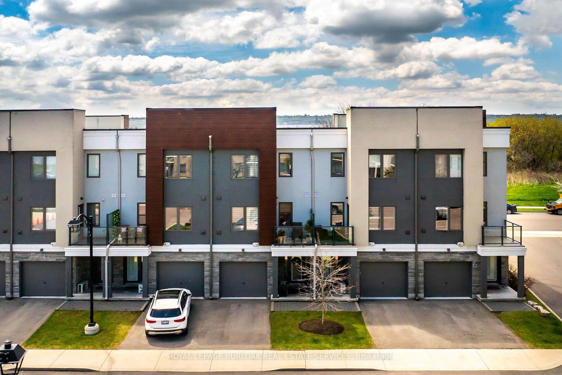 115 Shoreview Place Unit 9