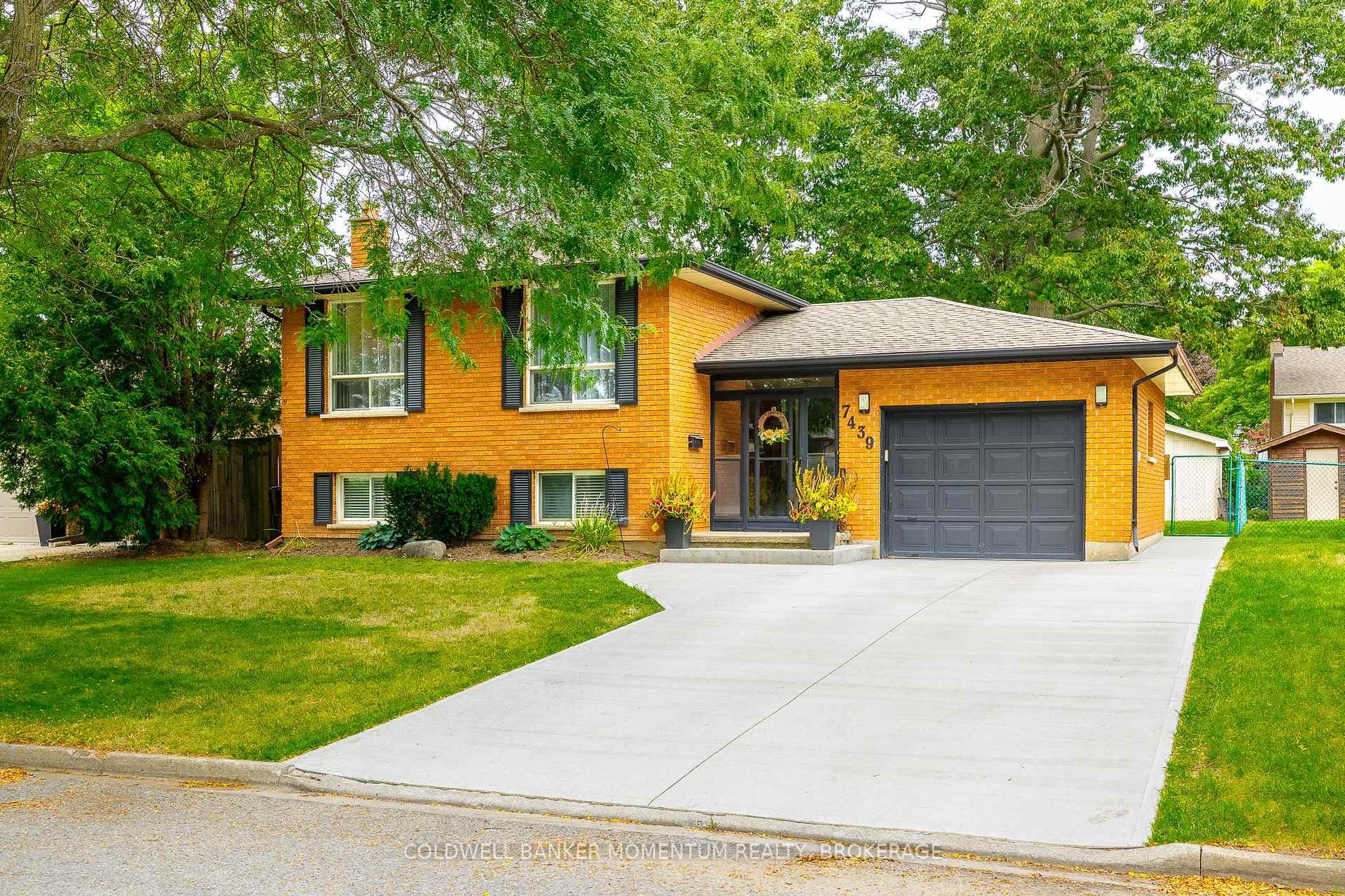 7439 Nasrullah Crescent