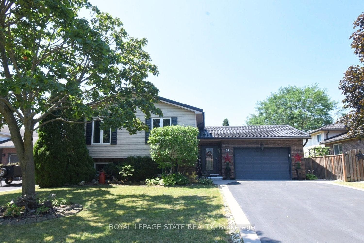 24 Buchanan Drive