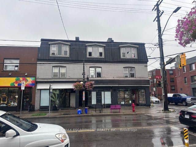 182 Ottawa Street