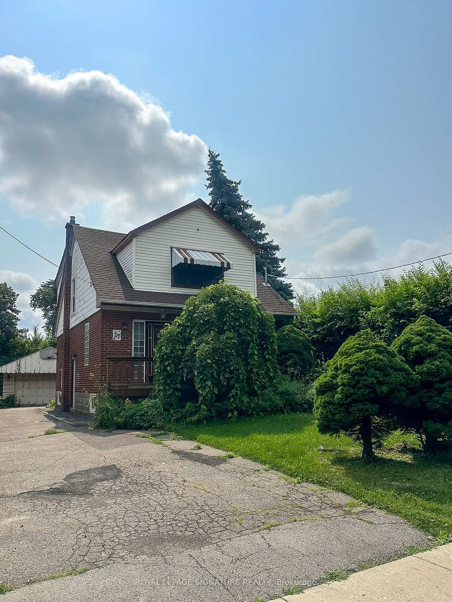 27 Millen Avenue Unit A102