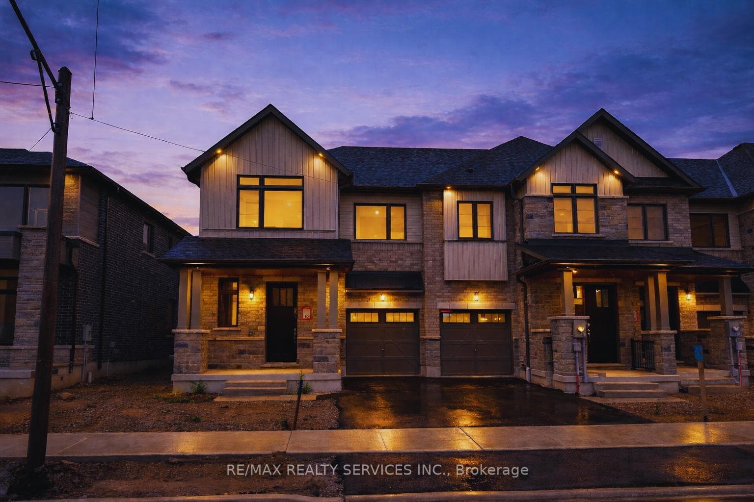 10 Molnar Crescent