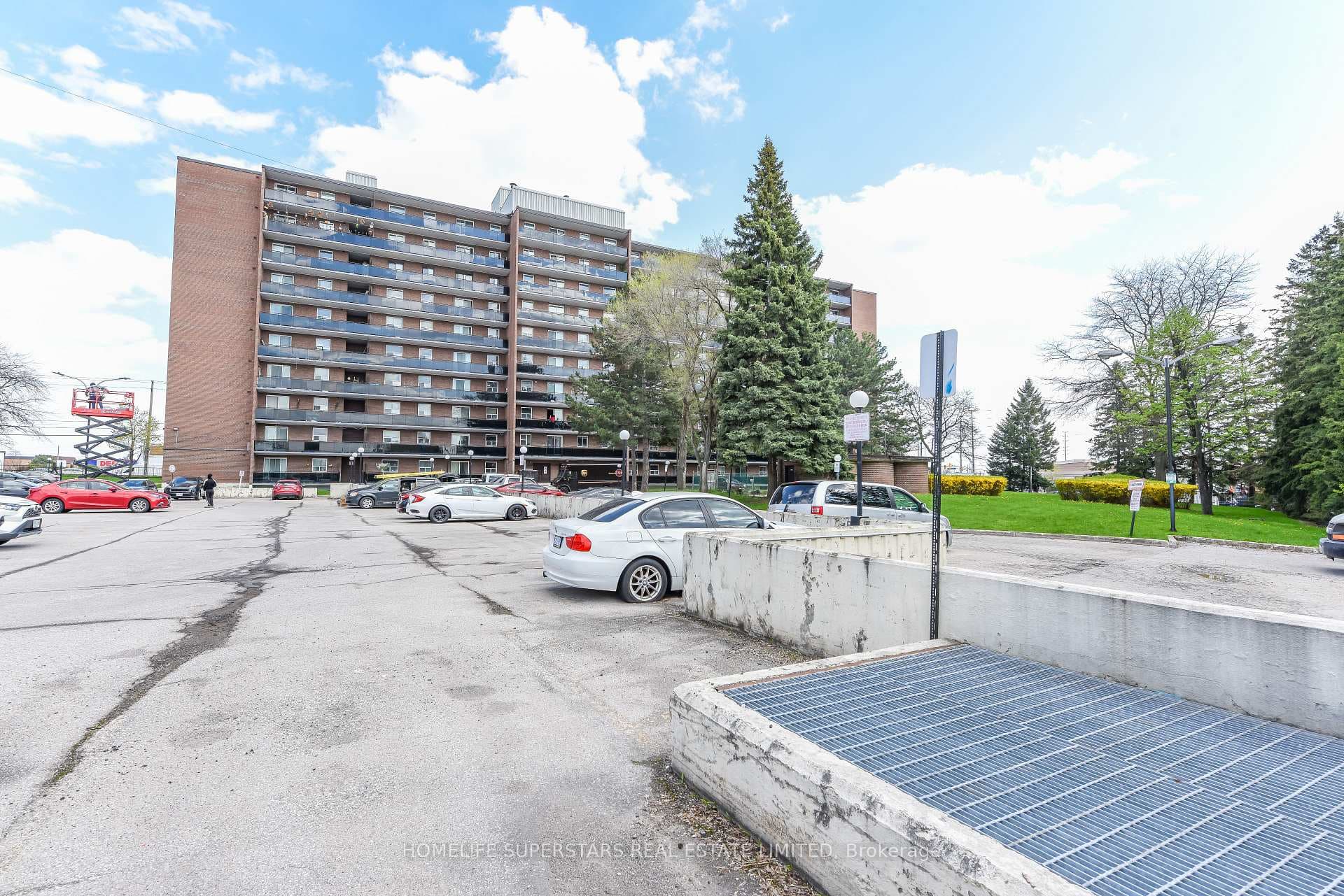 3533 Derry Road Unit 511