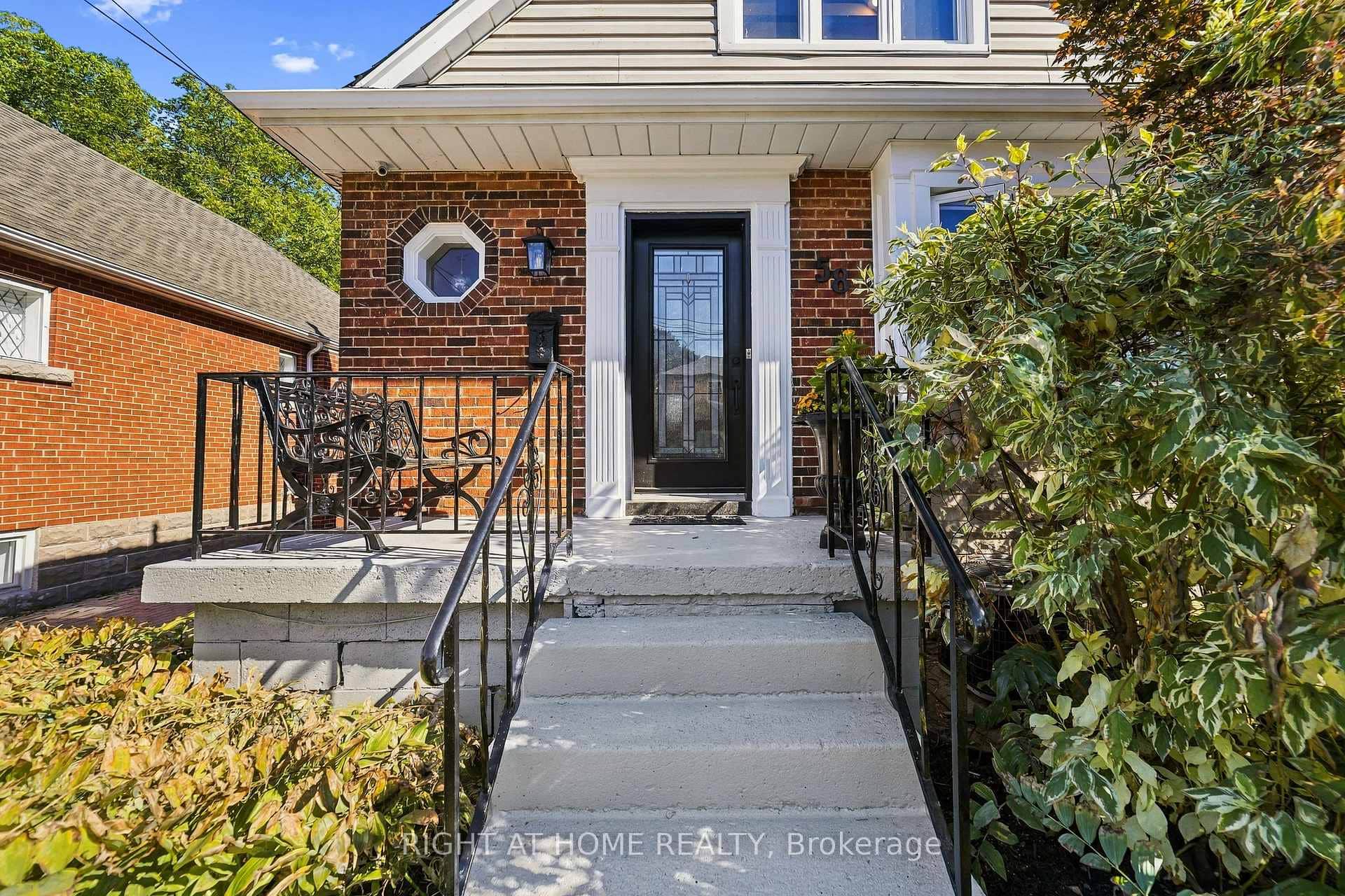 58 Uplands Avenue