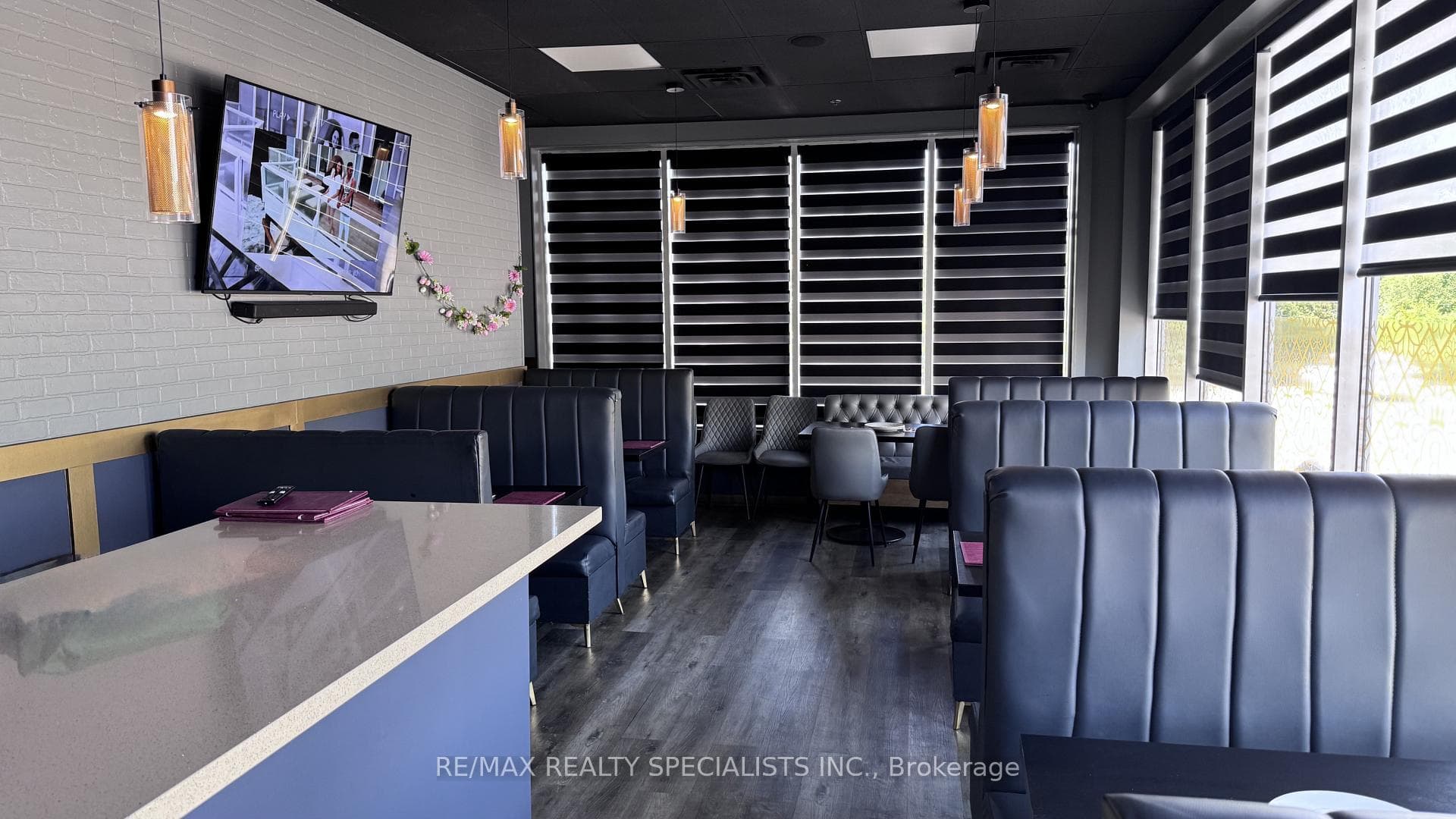 4585 Highway 7 Road Unit 19