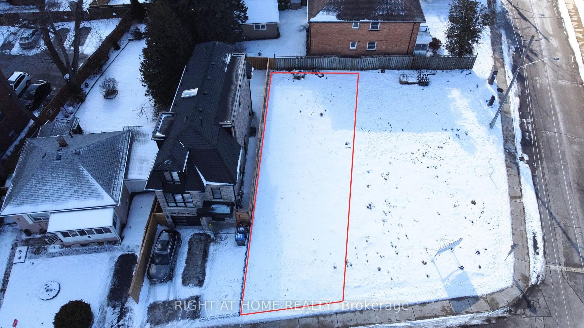10B Benson Avenue