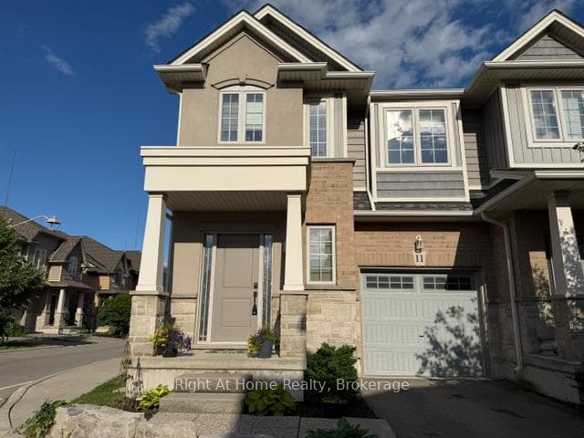 11 White Star Lane