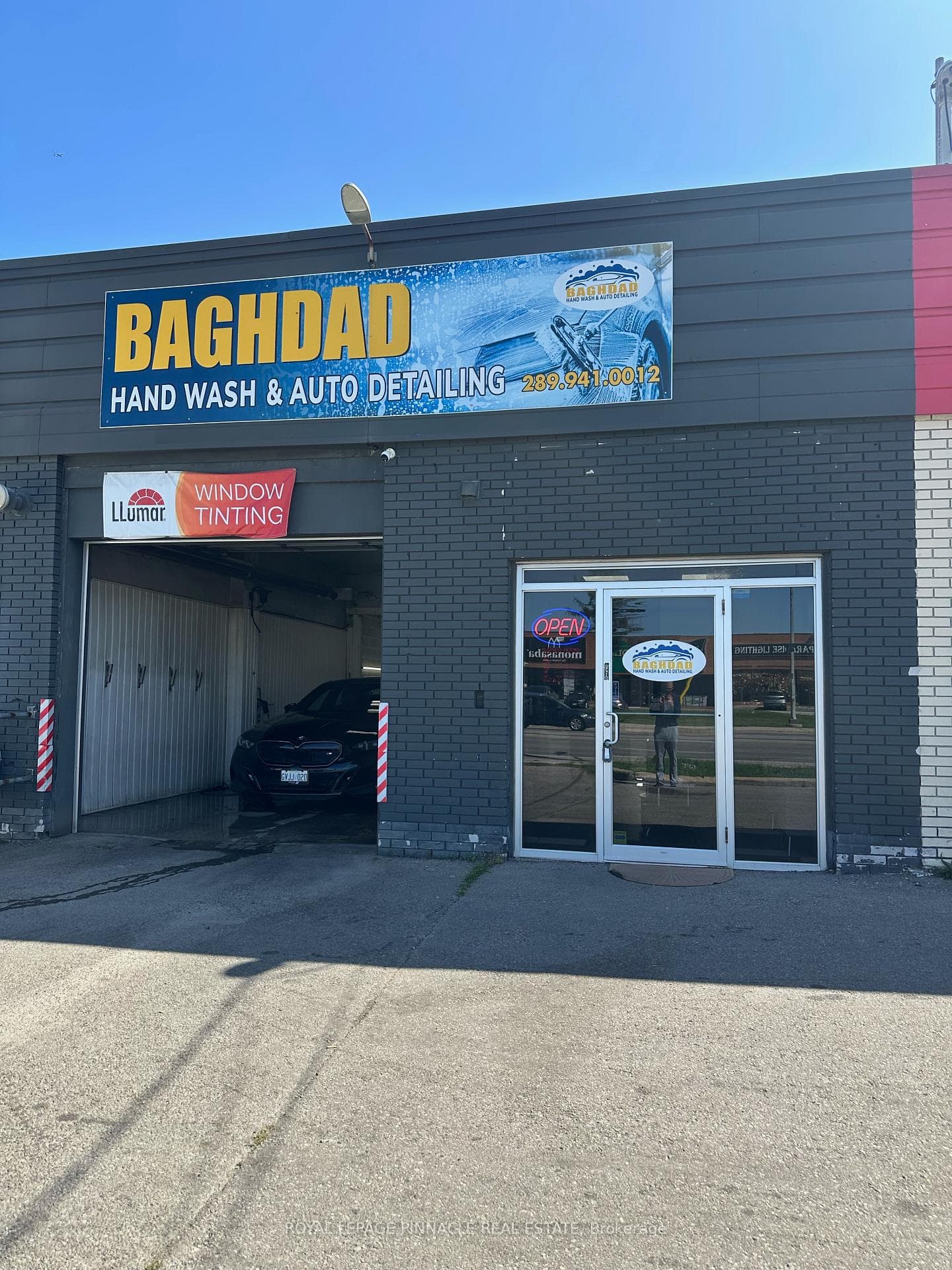 2292 Dundas Street Unit B