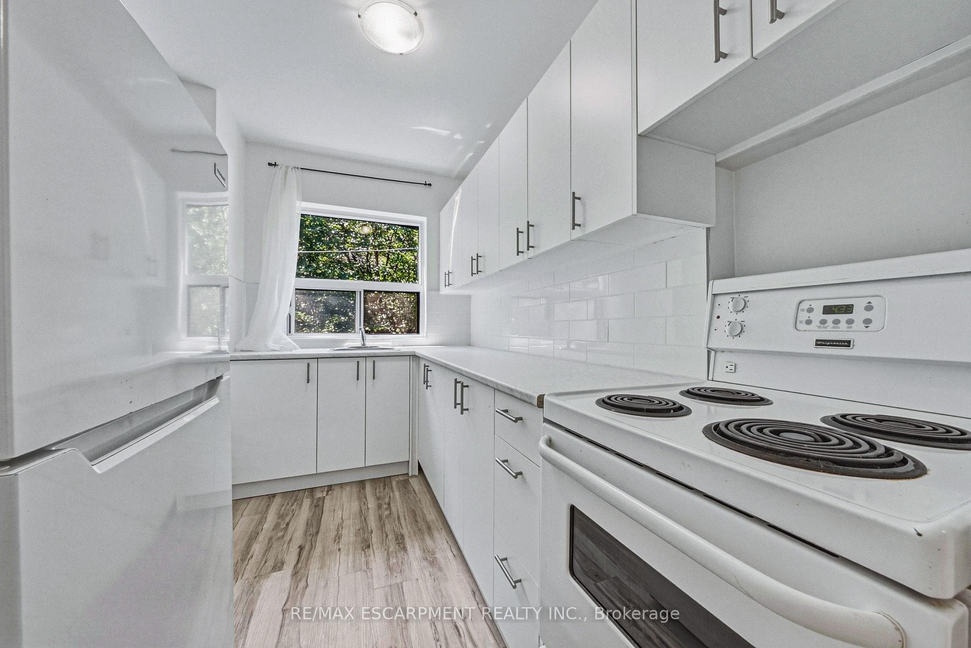 325A James Street Unit 401