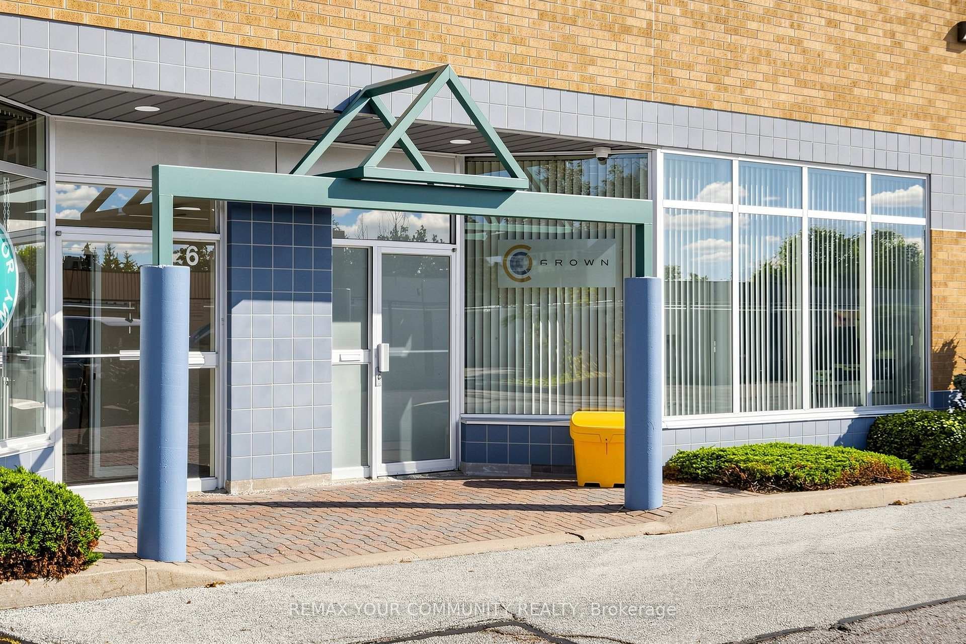 561 Edward Avenue Unit 7