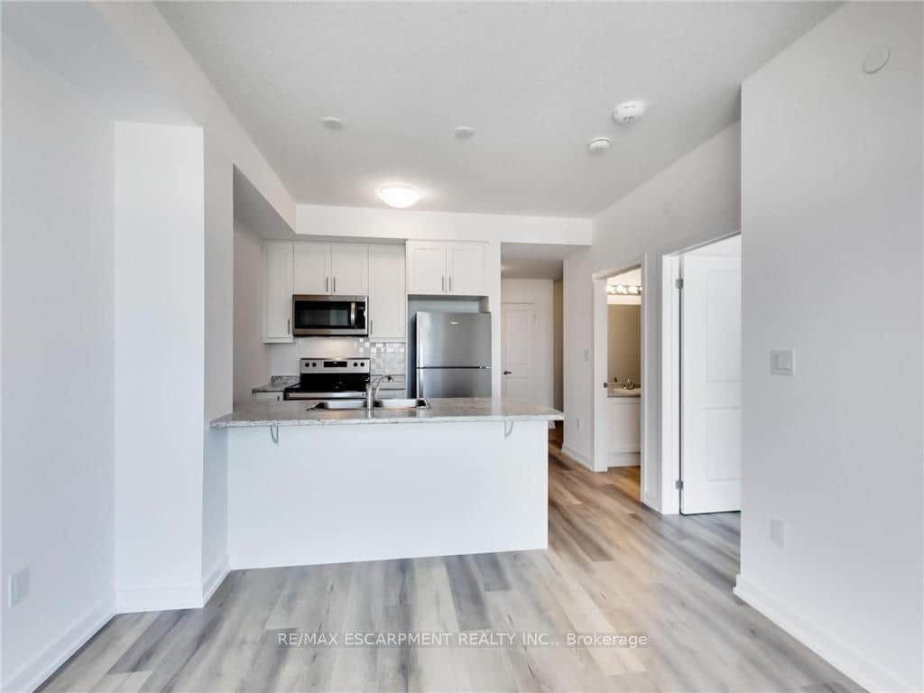470 DUNDAS Street Unit 1008