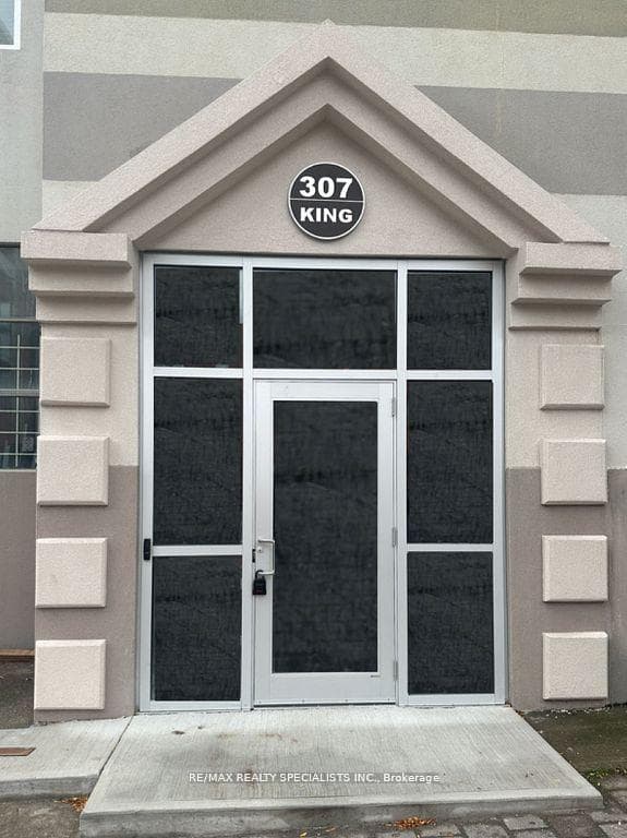 307 King Street Unit 206