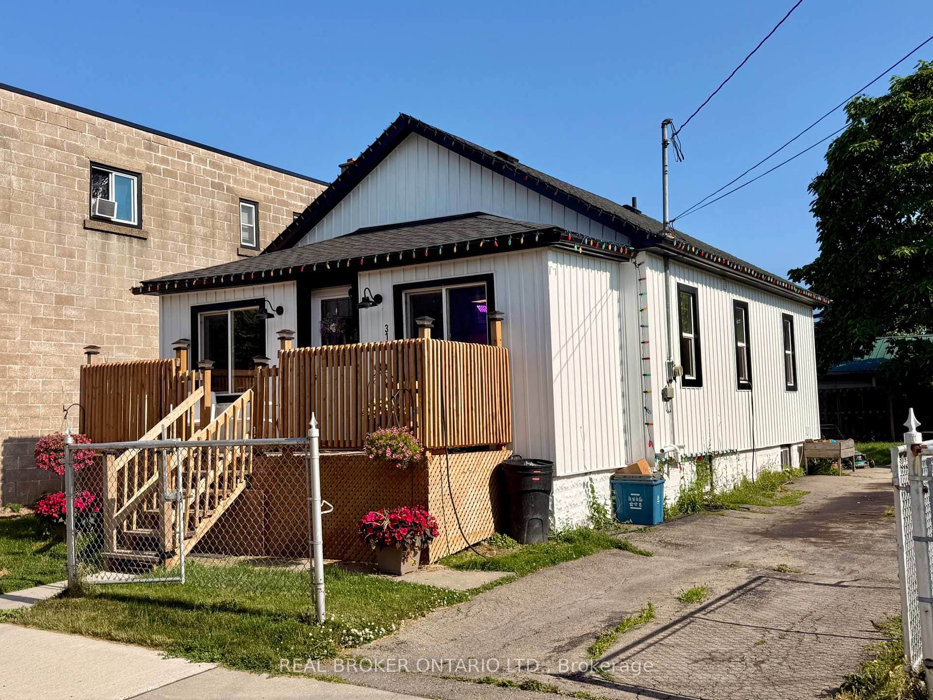 314 Broadway Street
