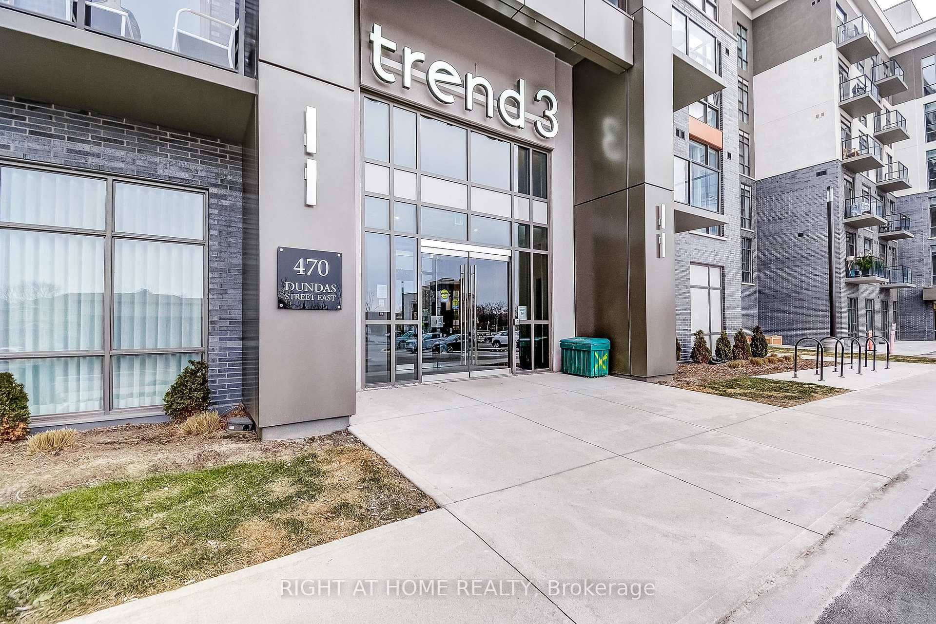470 Dundas Street Unit 604