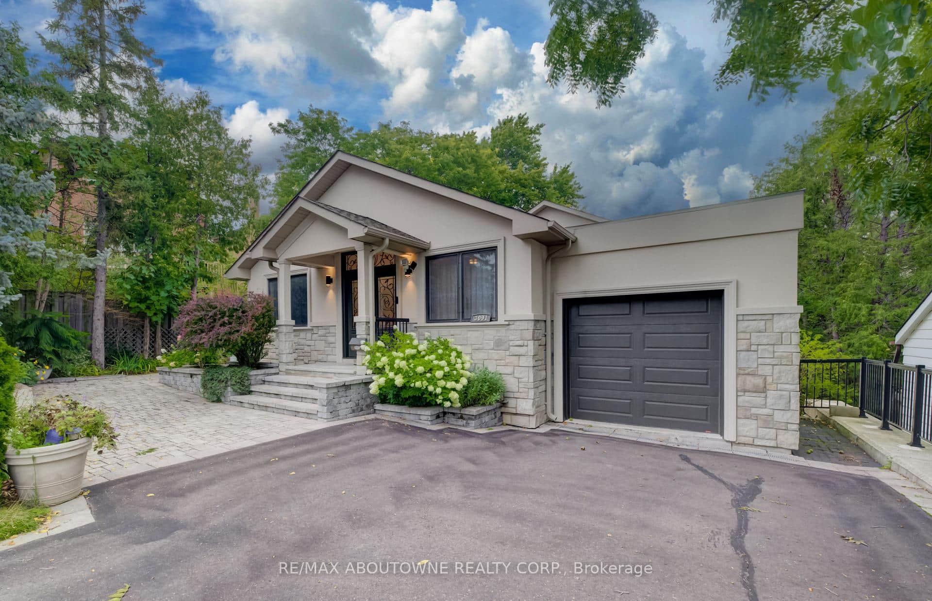 3091 Parkerhill Road