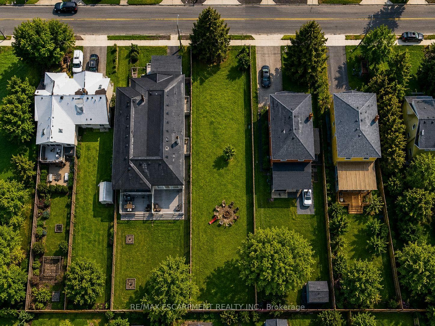 19 Broadview Avenue