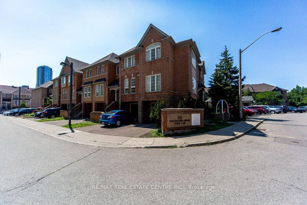50 Strathaven Drive Unit 7
