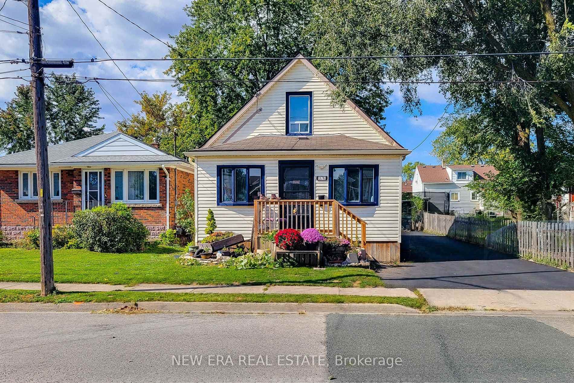 38 Clifford Avenue