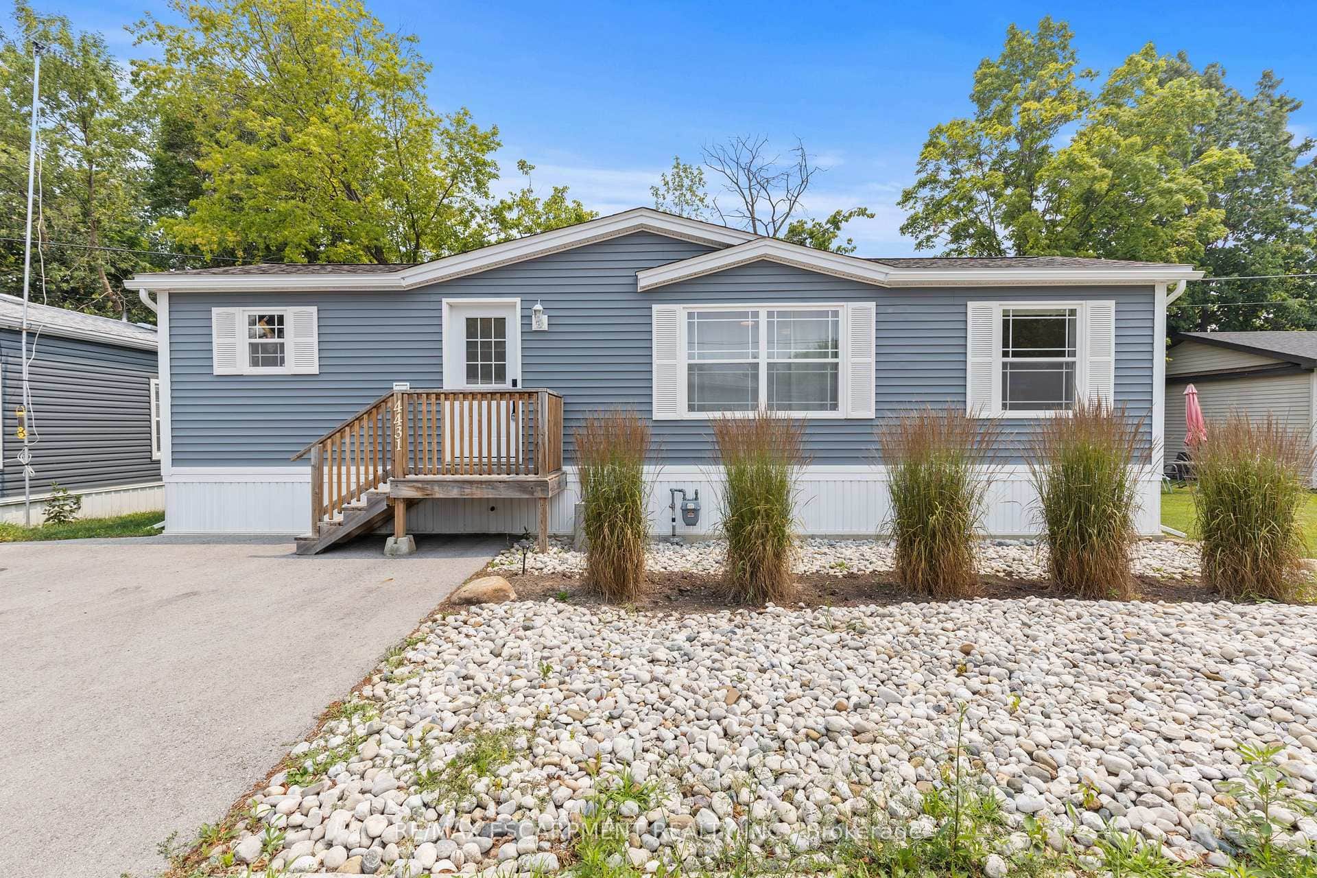 4431 Timothy Lane