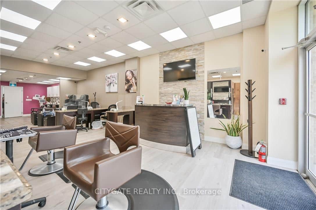 1686 Main Street Unit 1B