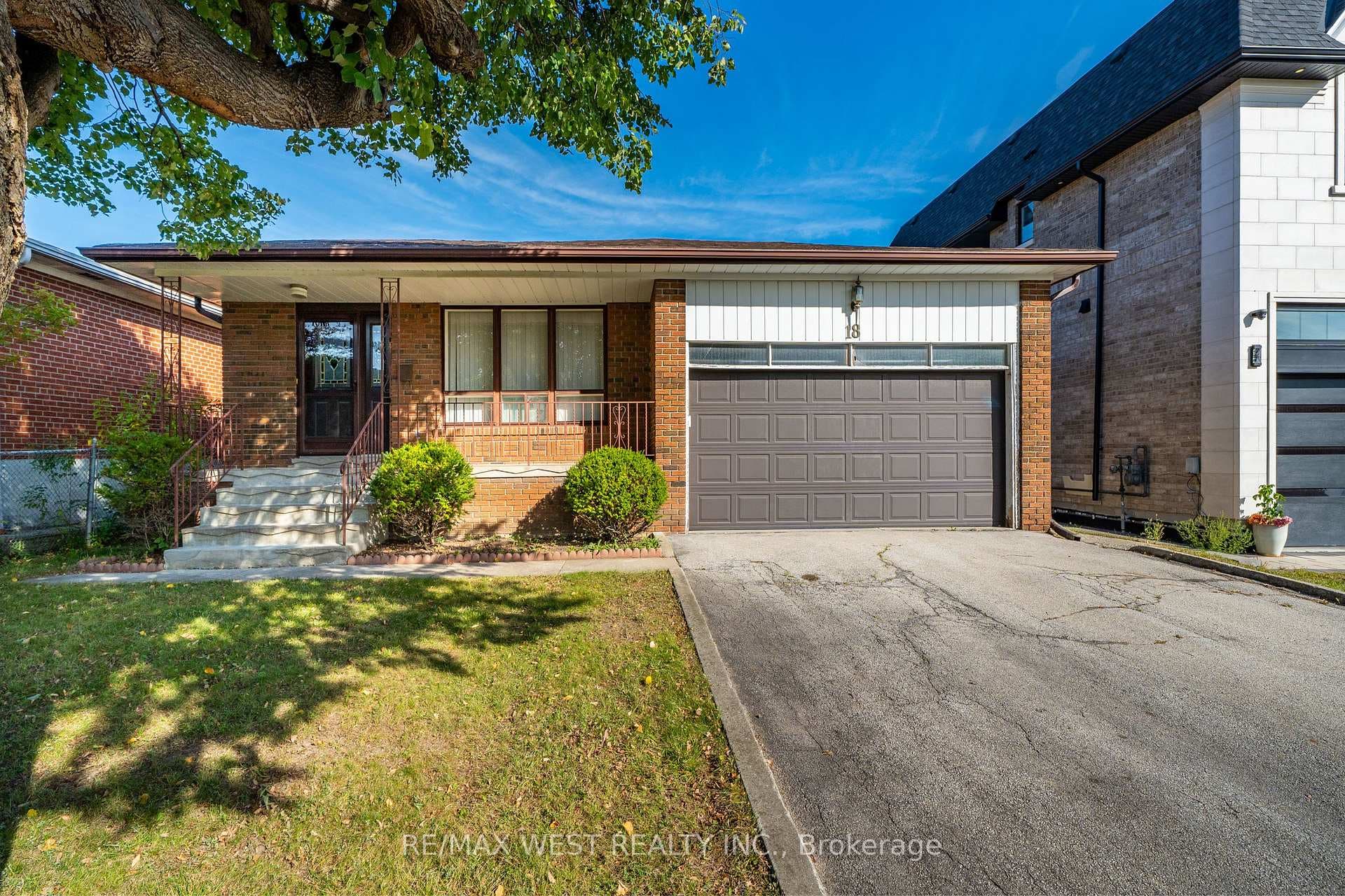 18 Pheasant Valley Court