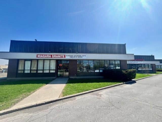 590 Welland Avenue Unit Unit 2