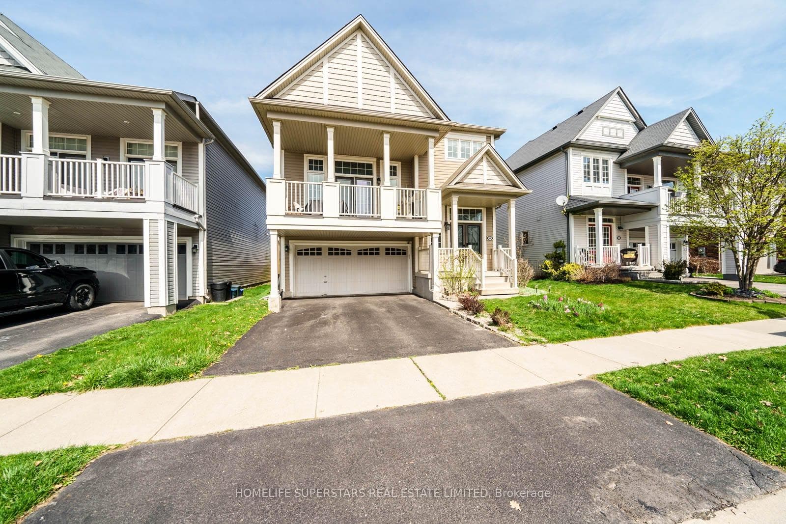 84 Lambert Crescent