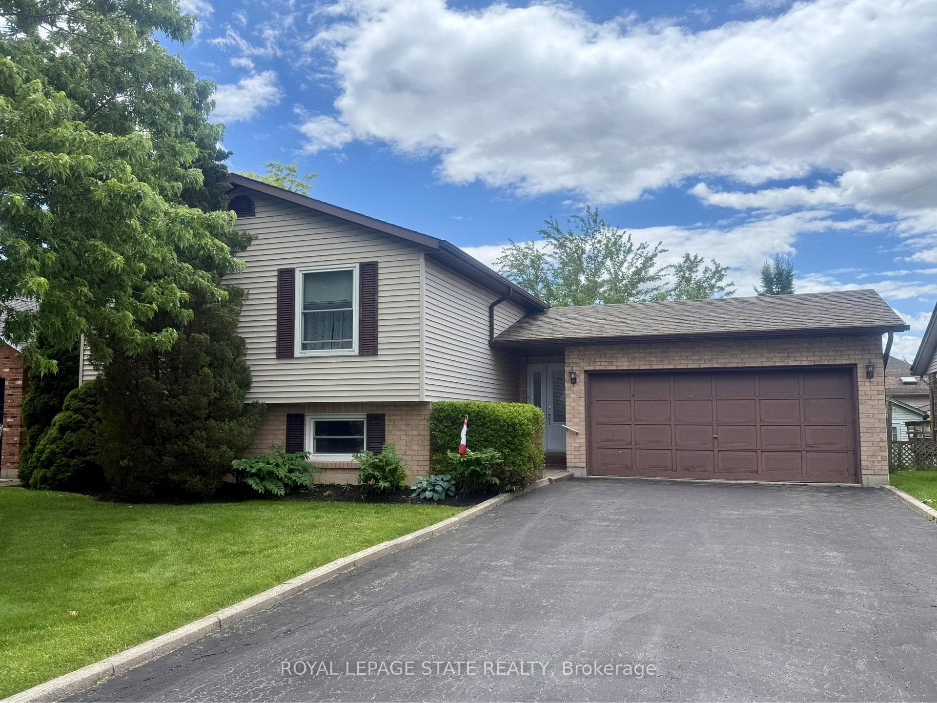 32 McMaster Drive