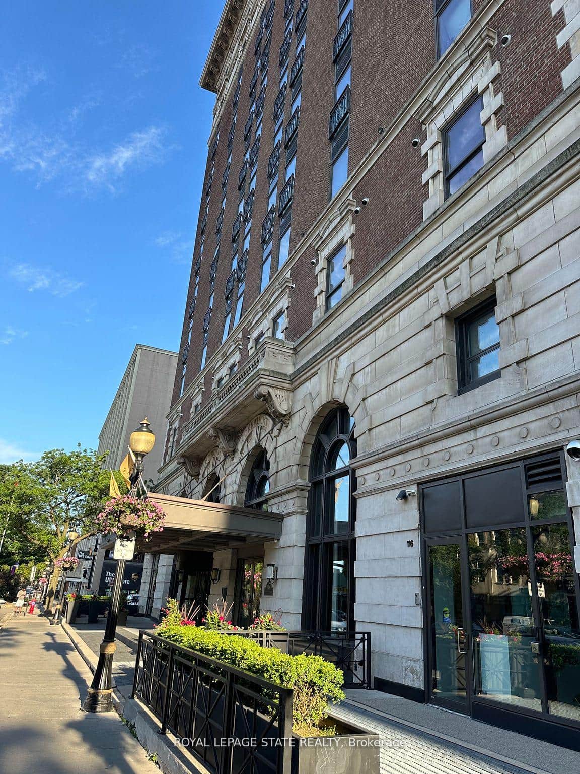 112 King Street Unit 306