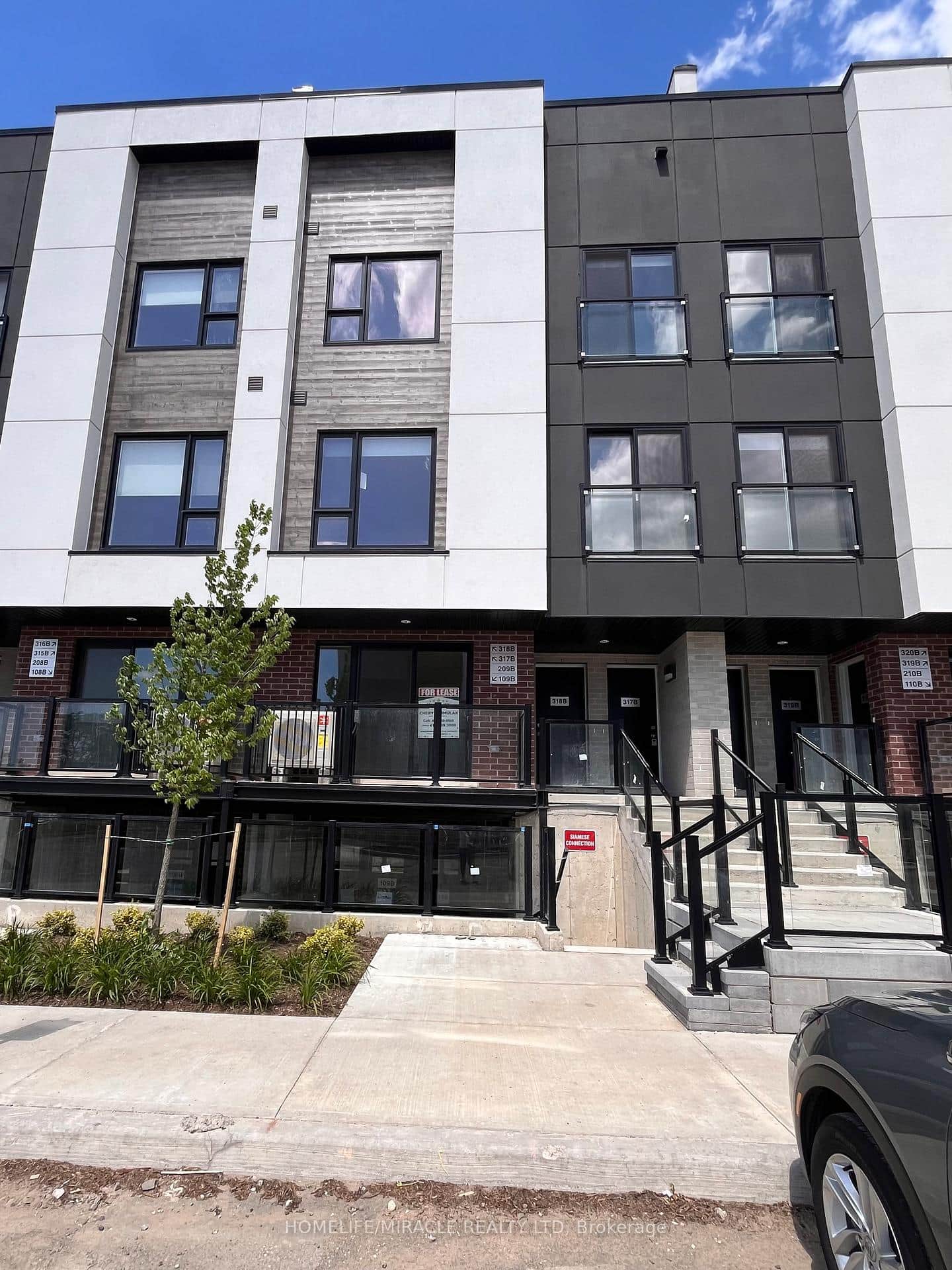 16 Melbourne Avenue Unit 209B