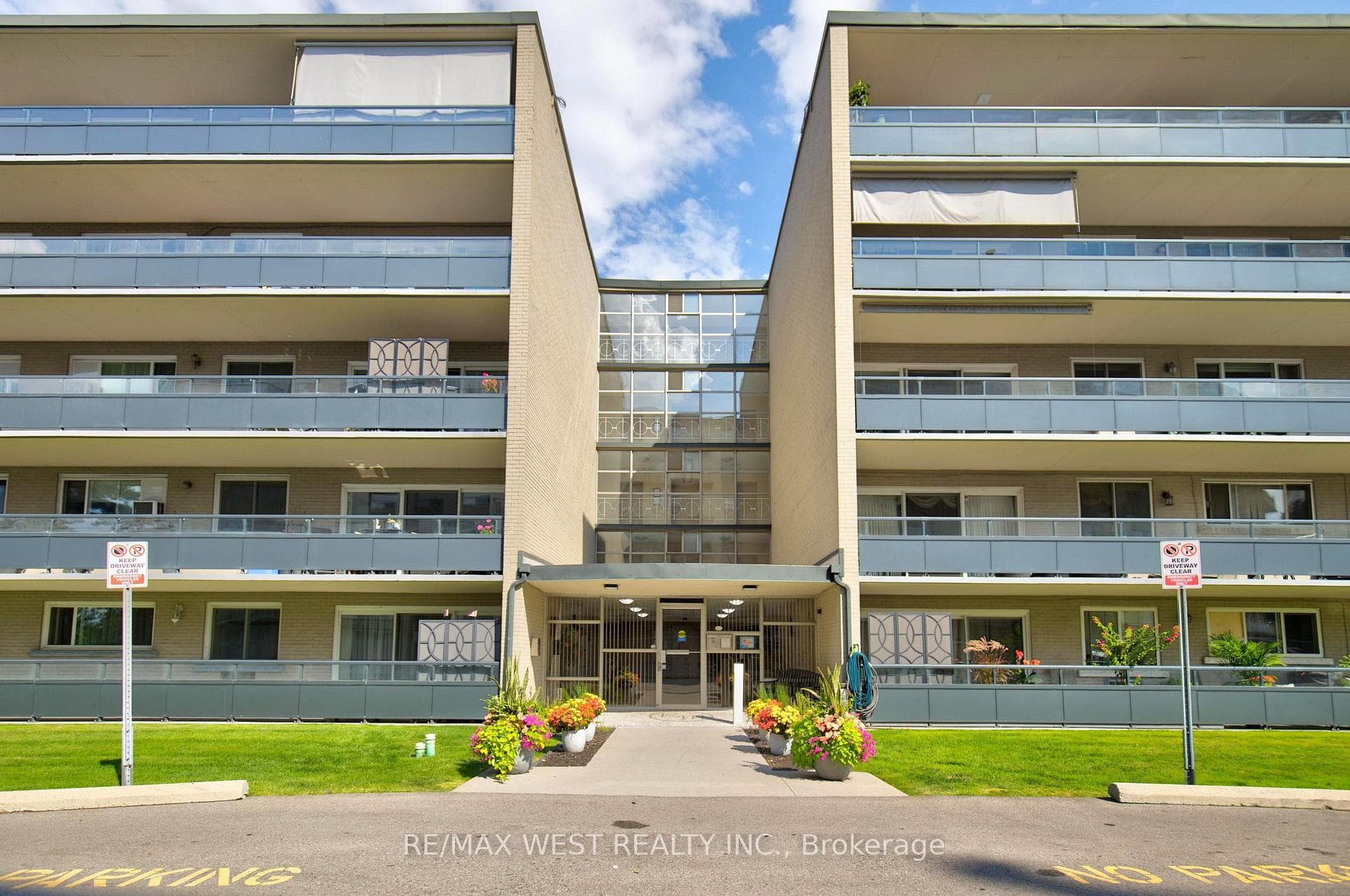 510 Queenston Road Unit 103