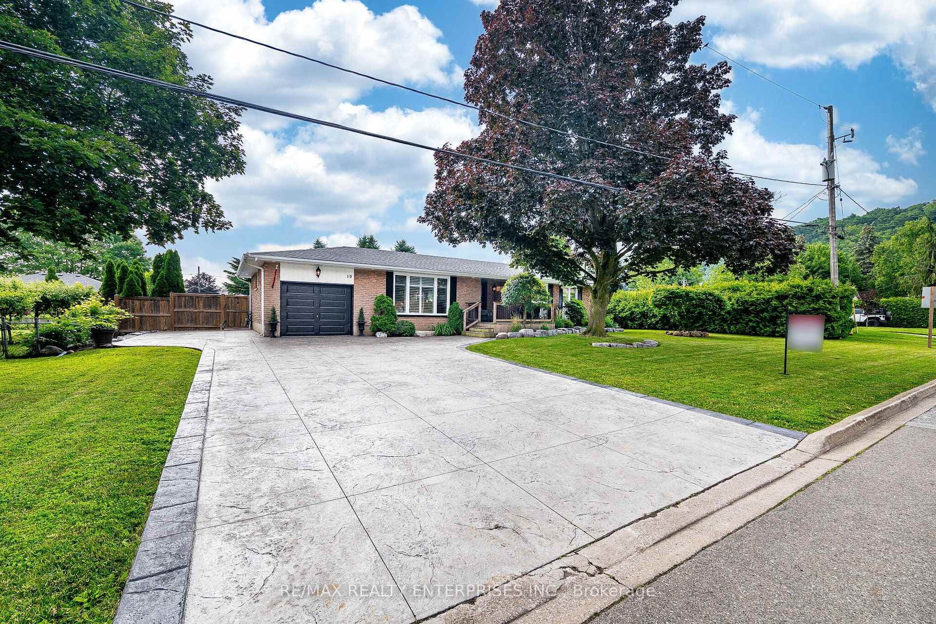 19 Baker Road