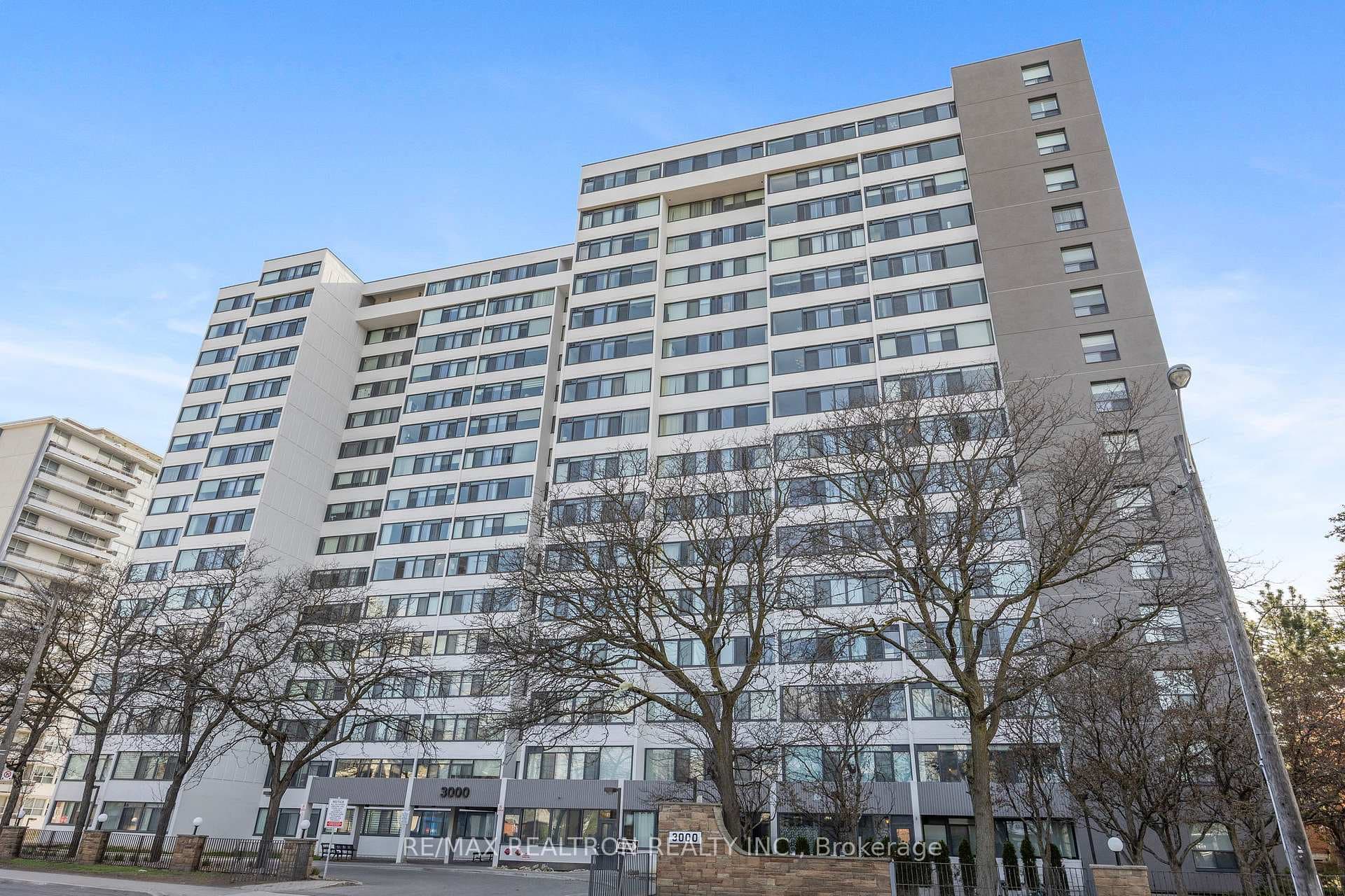 3000 Bathurst Street Unit PH3