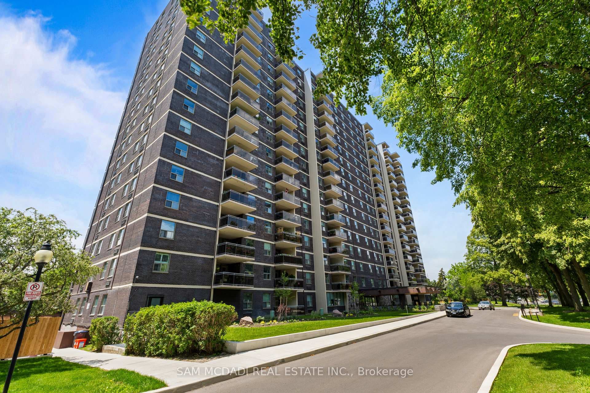 966 Inverhouse Drive Unit 412