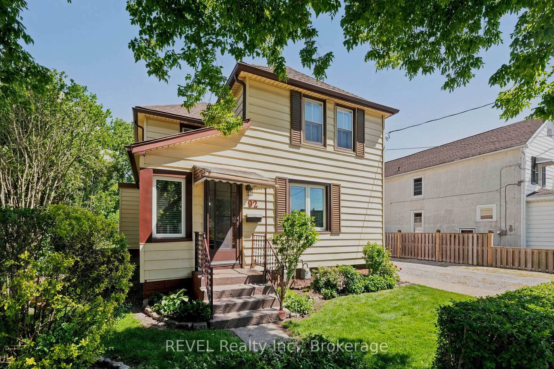 92 Saint Arnaud Street